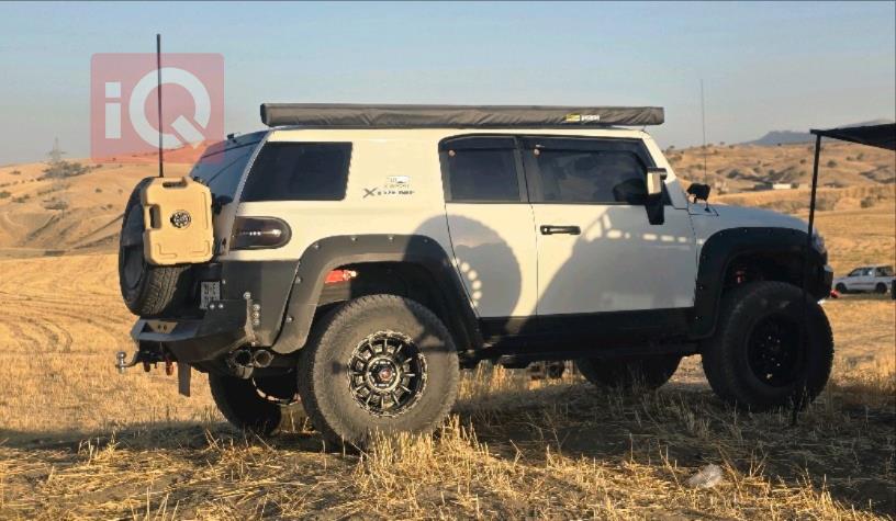 تويوتا إف جي كروزر